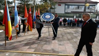 Tomarzada Öğretmenler günü kutlandı