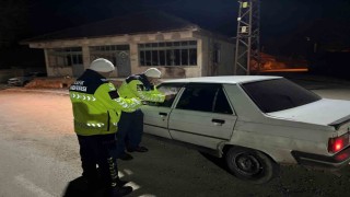 Trafik denetiminde kurallara uymayan sürücülere ceza yağdı