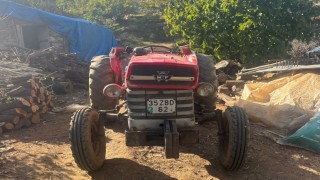 Traktör devrildi: 1 ölü