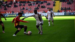Trendyol Süper Lig: Kayserispor: 0 - Gaziantep FK: 2 (İlk yarı)