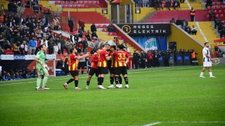 Trendyol Süper Lig: Kayserispor: 1 - Kasımpaşa: 1 (Maç devam ediyor)