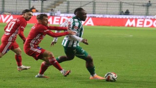 Trendyol Süper Lig: Konyaspor: 0 - Antalyaspor: 0 (İlk yarı)