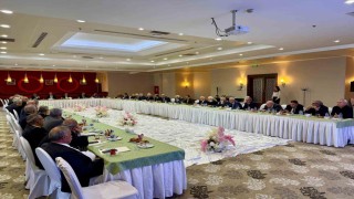 TŞOF Genel Başkanı Mehmet Yiğinerin öncülüğünde esnafın nabzı Afyonda tutuldu