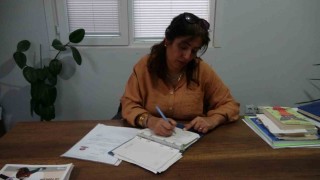 Tuncelinin en kalabalık mahallesi kadın muhtara emanet