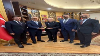 Türkiye Bisiklet Federasyonundan MHP Genel Başkanı Devlet Bahçeliye ziyaret