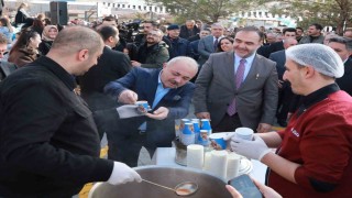 Türkiyenin dört bir yanından Çankırıya gelen vatandaşlar Keloğlan tarhanasına hayran kaldı