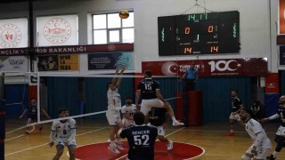 TVF Erkekler 1. Ligi: Düzce Belediyesi Spor Akademisi: 2 - Arkas Spor Kulübü: 3