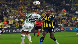UEFA Avrupa Ligi: Fenerbahçe: 0 - Ferencvaros: 0 (İlk yarı)