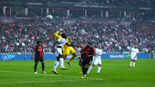 UEFA Konferans Ligi: Samsunspor: 0 - Hamrun: 0 (Maç devam ediyor)