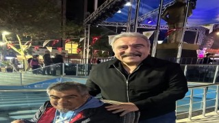 Ünlü sanatçı Ümit Besen, engelli hayranını mutlu etti