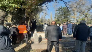 Ünlü şarkıcı Muazzez Abacı Ankarada defnedildi