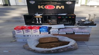 Uşakta çok sayıda kaçak makaron ve tütün ele geçirildi
