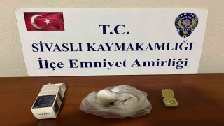 Uşakta çok sayıda uyuşturucu madde ele geçirildi