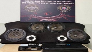 Uyanıklık yapıp kıyafet değiştirmeleri işe yaramadı, kıskıvrak yakalandılar