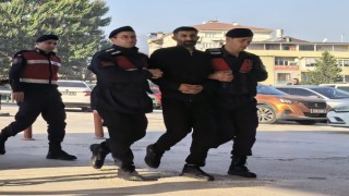 Uyuşturucu taciri kıskıvrak yakalandı