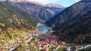 Uzungölde sonbaharın en güzel hali