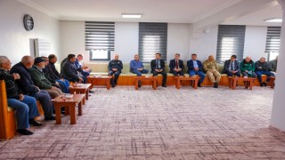 Vali Eldivan Sancaktepede vatandaşların taleplerini dinledi