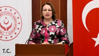 Vali Yılmaz’ın Eşine “Yılın Tıp Kadın Doktoru” Ödülü