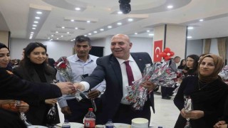 Vanda Öğretmenler Günü için özel program