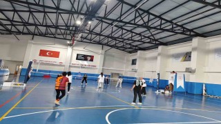 Varto Spor Salonunda voleybol antrenmanları devam ediyor