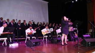 Vezirköprüde 24 Kasıma özel Maarif Korosu konseri