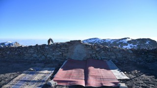 Yanan Kırklar Mescidinin yerine yenisi yapılacak