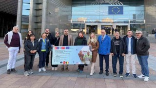 Yaşlıların dijital okuryazarlığını güçlendirmek için önemli adım