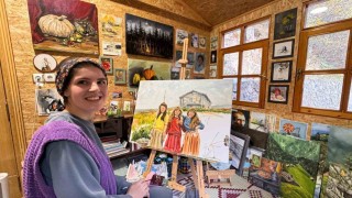 Yayla kültürünü ve Uzungölün unutulan hikayelerini tuvale taşıyor