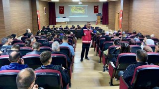 Yüksekova ve Çukurcadaki öğretmenlere acil durum eğitimi