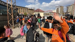 Yüksekovada 30 bin öğrenci için 9 günlük ara maraton başladı