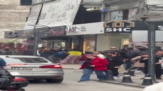 Zonguldakta iki grup arasında çıkan kavga polis müdahalesiyle sona erdi