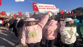 10. Geleneksel Beykoz Bal Festivali vatandaşları lezzet ve doğallıkla buluşturdu