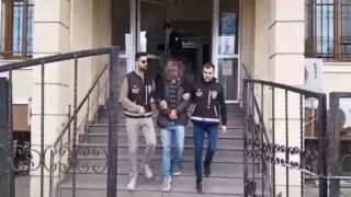10 yıldır firari olan şüpheliyi polis yakaladı