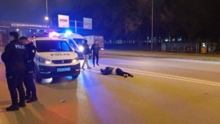 100 metre ilerideki üst geçidi kullanmadı canından oluyordu