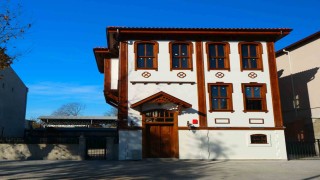 100 yıllık tarih yeniden canlandı