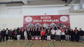161 sporcu bilek güreşinde mücadele etti