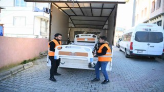 2025 yılında ihtiyaç sahiplerine kırtasiyeden hasta yatağına kadar sosyal yardım