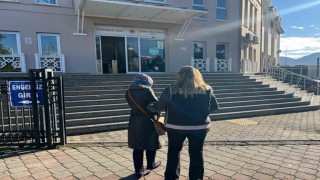 8 yıldır aranan FETÖ firarisi kadın Fethiyede yakalandı