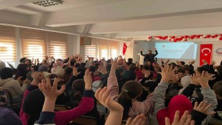 Abdurrahman Sarar İmam Hatip Ortaokulunda anlamlı seminer