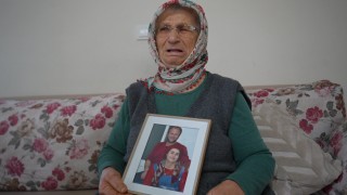 Adaleti görmeyi beklerken görme yetisinden oldu