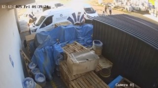 Adanada bir kişinin bıçaklanarak öldürüldüğü olayın kamera kayıtları ortaya çıktı