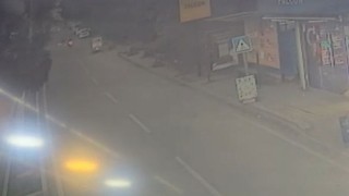 Adanada motosikletlin hayatını kaybettiği kazanın görüntüleri ortaya çıktı
