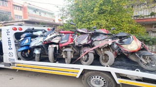 Adanada neredeyse durdurulan her iki motosikletliden biri ceza yedi