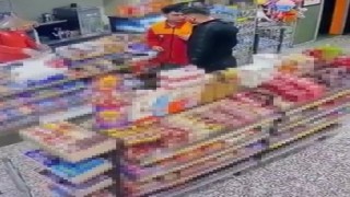 Akaryakıt istasyonunda çalışan genci darbeden alkollü müşteri gözaltına alındı