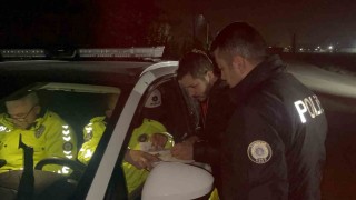Alkolden 2 kez ehliyetini kaptıran sürücü kazada 3üncü kez yakalandı