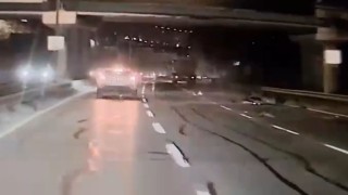 Alkollü kamyon sürücünün kuryenin ölümüne neden olduğu o anlar kamerada