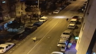 Alkollü sürücü önce araçla sonra koşarak kaçtı: Polis havaya defalarca ateş açtı, yine durmadı