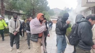 Amasyada tırdan 42 kaçak göçmen çıktı