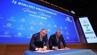 Anadolu Üniversitesi ile Gençlik ve Spor Bakanlığı Arasında Stratejik İş Birliği Protokolü imzalandı