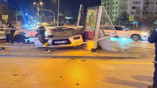 Ankarada araçla motosiklet çarpıştı: 4 yaralı